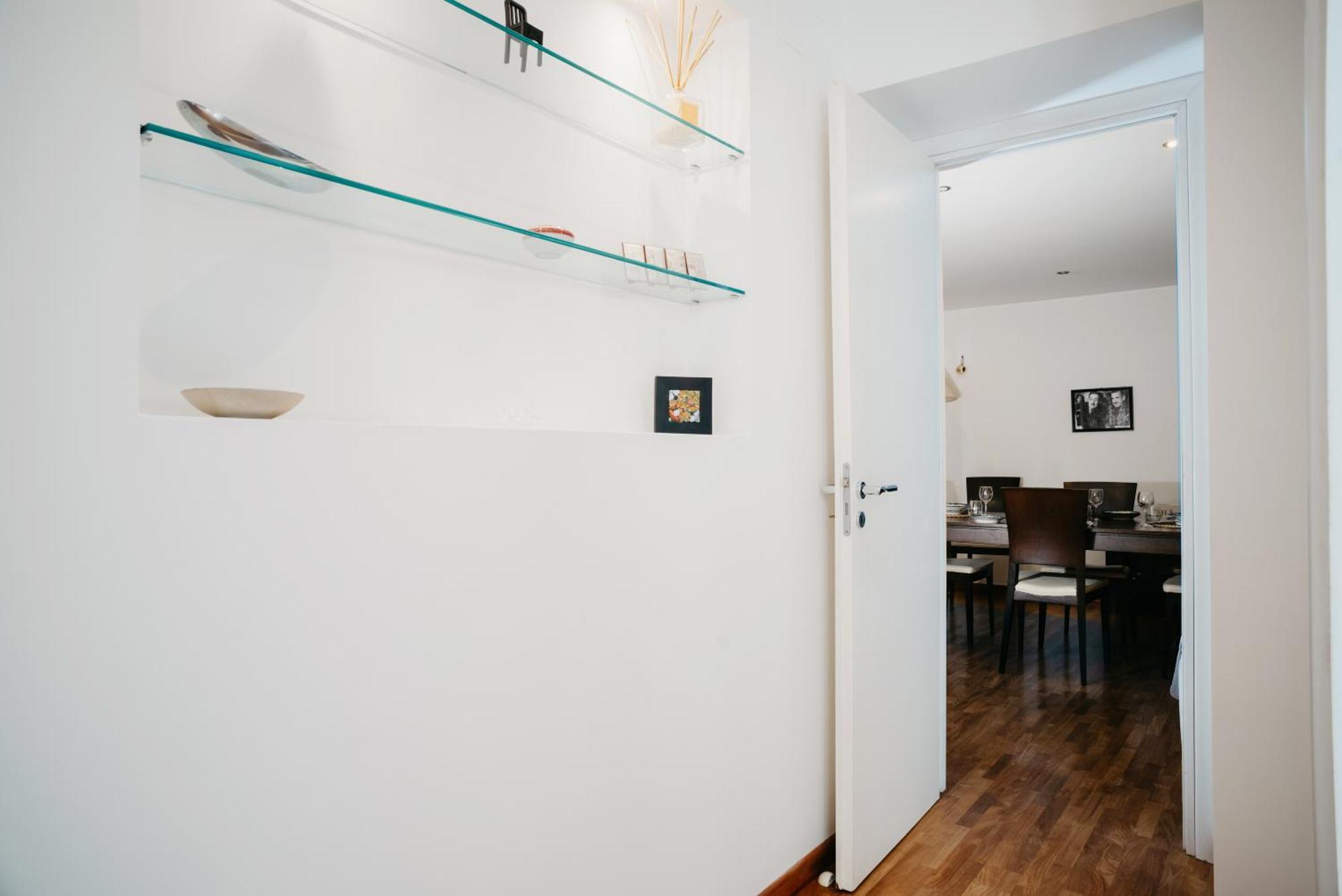 La Casa Dell' Avvocato - Centro Apartment Naples Luaran gambar
